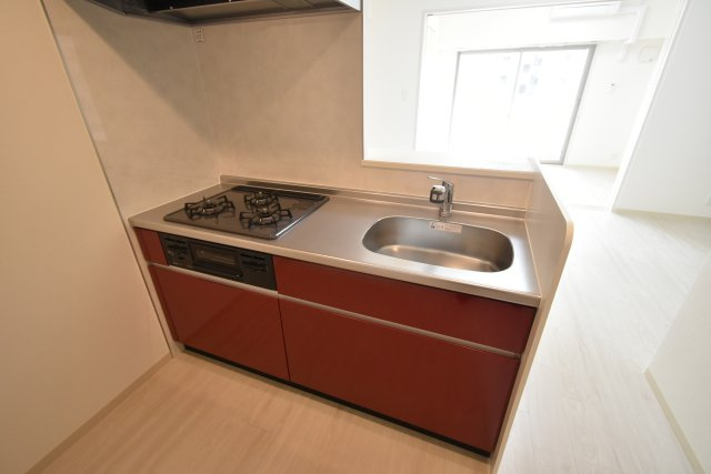 西宮市鳴尾町５丁目の賃貸マンションのキッチン