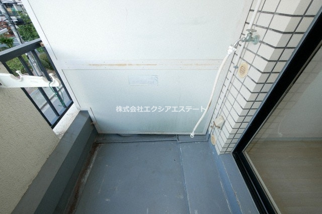 パークサイド上本町駅前のバルコニー