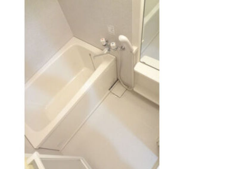 パークサイド西池袋の浴室|コンパクトで使いやすいお風呂です