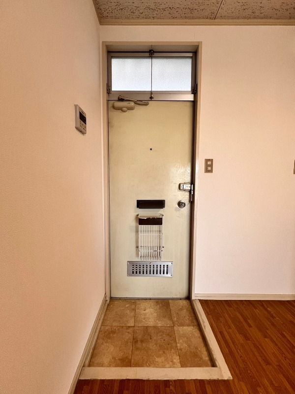 シャレオ飯倉の玄関