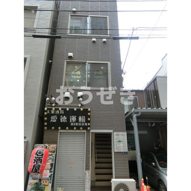 ＭＯＭＯ１５のエントランス