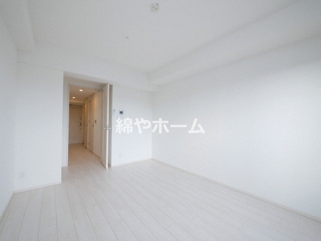 アドバンス大阪城シュアーヴの洋室|コンパクトで使いやすい洋室です
