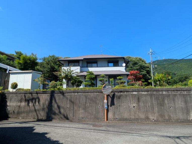 秦野市蓑毛　中古戸建　153.62坪の外観