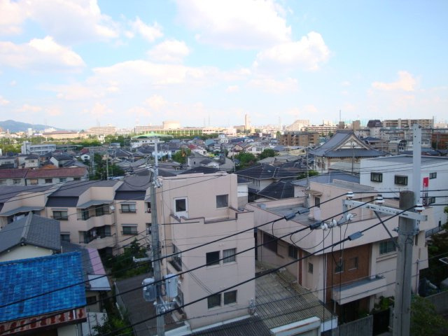 グートピア逆瀬川の展望