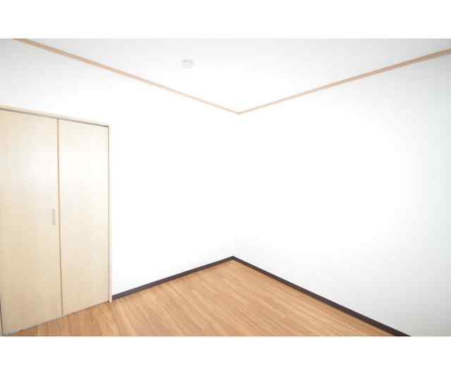 狛江市駒井町２丁目の賃貸マンションの寝室