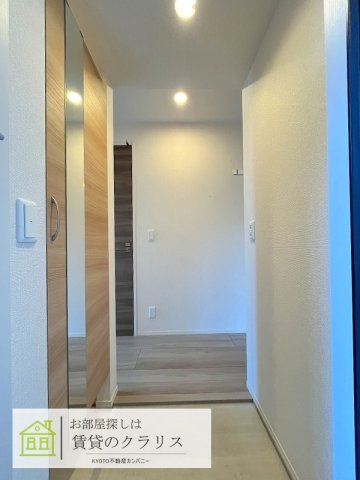 ビオラ朱雀大路の玄関