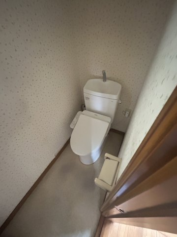 あたご戸建のトイレ