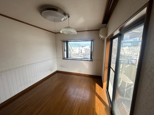 あたご戸建の内装