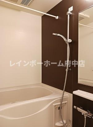 ルピナスⅢの浴室