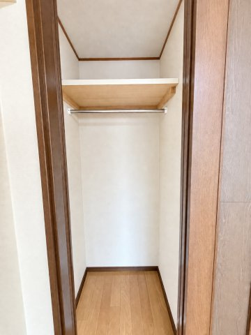 新井薬師ローヤルコーポの収納