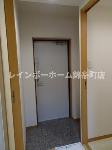 シャンドフルールの玄関