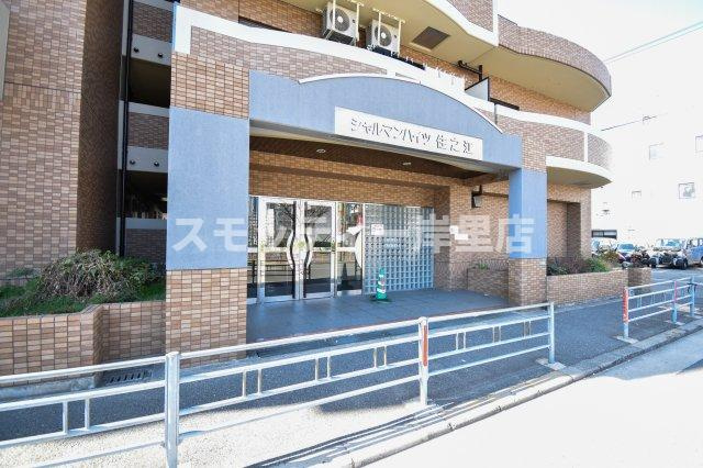 シャルマンハイツ住之江のエントランス