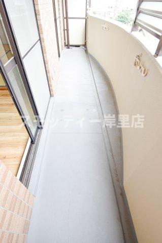 シャルマンハイツ住之江のバルコニー