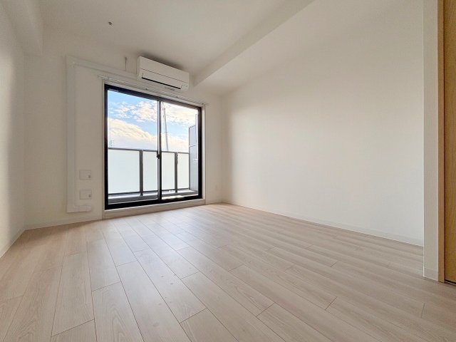 LIVIAZ SHIN-OSAKA Cielの居間・リビング