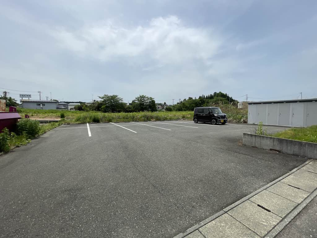 バリュージュＦ・Ｔの駐車場