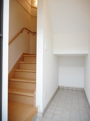バレーノの玄関