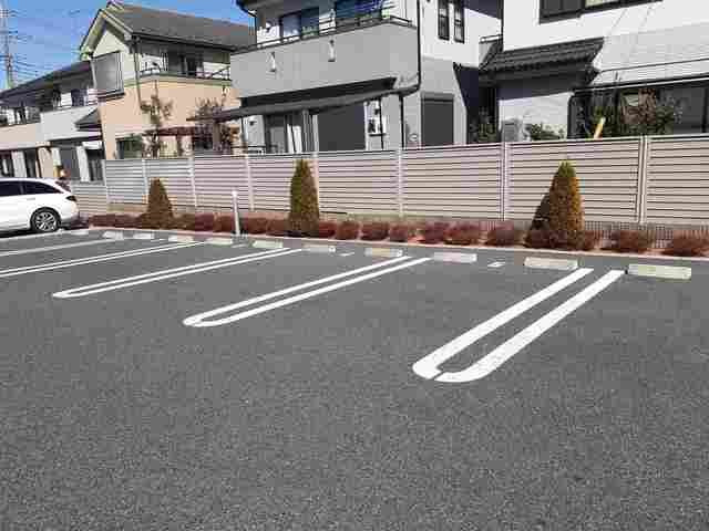Ａｕｔｕｍｎ’ｓの駐車場