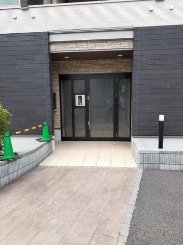イリーデ　ＫＴのエントランス