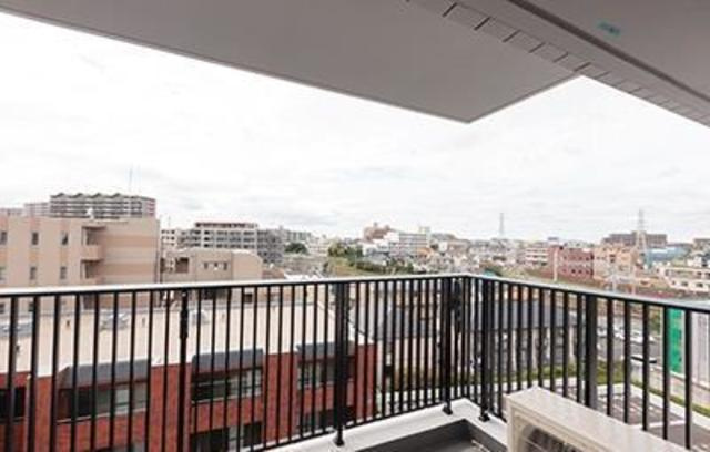 ベルヴュコート津田沼のバルコニー|※写真は同タイプ住戸です。