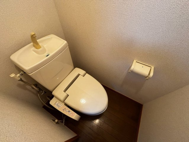 ホワイトウェーブのトイレ
