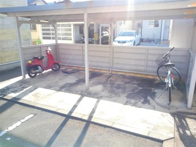 レオパレスアルルのその他|駐輪場