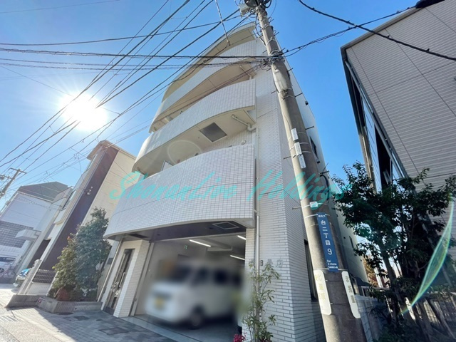 鎌倉市台２丁目の賃貸マンションの外観