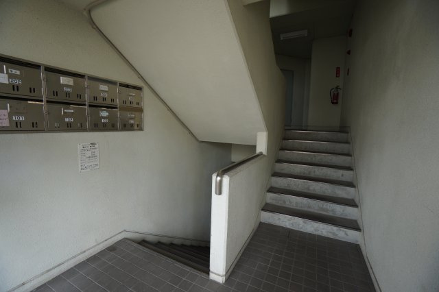 メゾン二の宮　北館のロビー