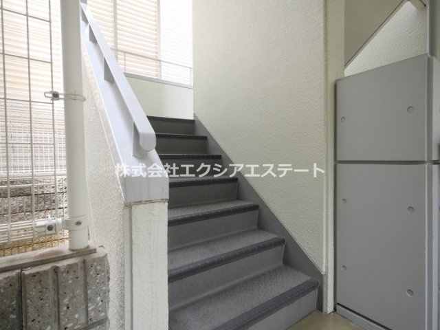 クレール帝塚山のロビー