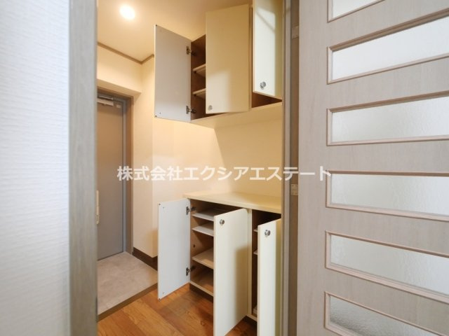 クレール帝塚山の玄関