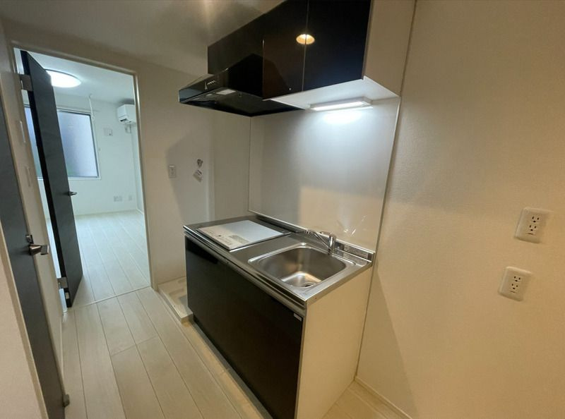 小平市小川町１丁目のアパートのキッチン