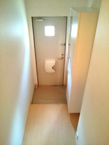 アンジュフランＢの玄関