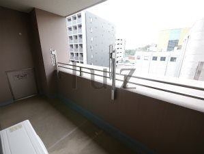 アデニウム新横浜のバルコニー