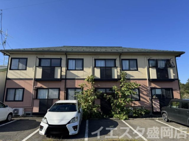ハイツ・イ－ストの外観