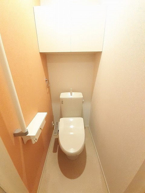 藤沢市湘南台４丁目のアパートのトイレ