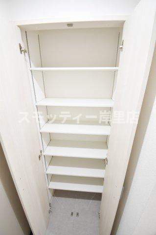 ラモーナ玉出東Ⅱの収納