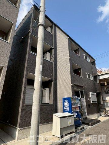 大阪市生野区林寺２丁目のアパートの外観