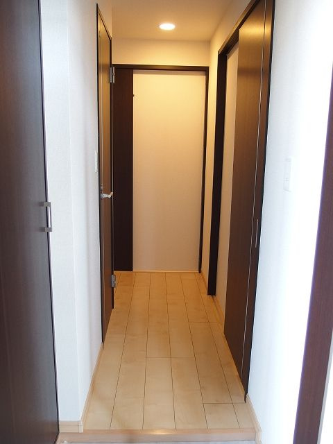 ヴィラージュ経堂の玄関|きれいな玄関です