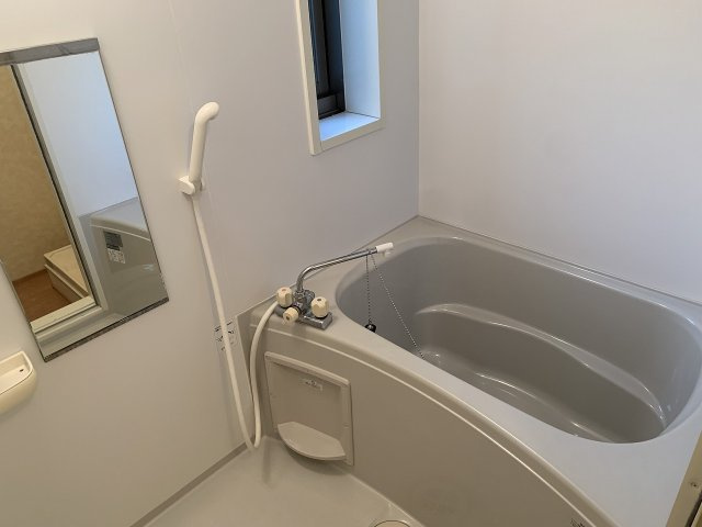 プレジールHATTORIの浴室