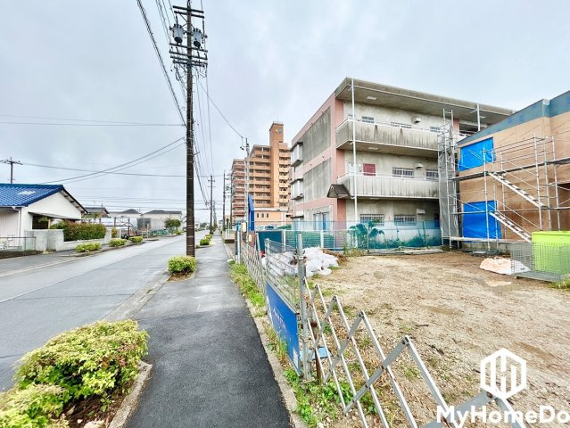 春日井市前並町　7期の前面道路含む現地写真