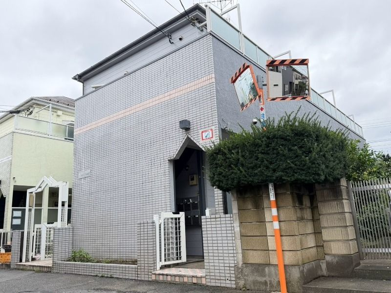 所沢市狭山ケ丘１丁目のアパートの外観
