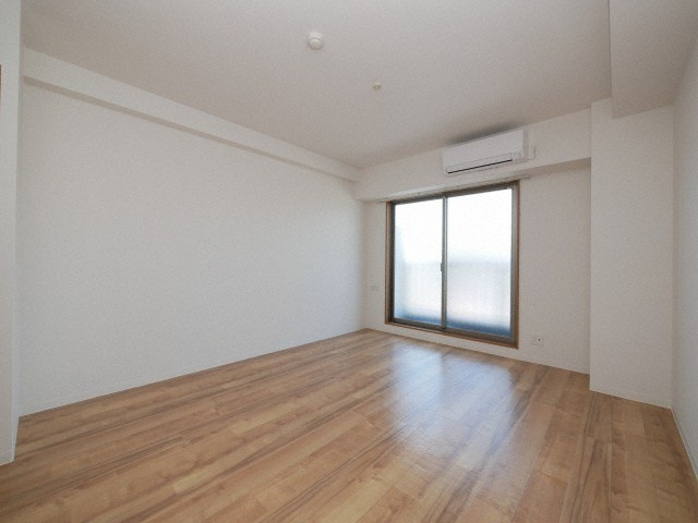 ヴィラペントハウス京橋Ⅳの居間・リビング