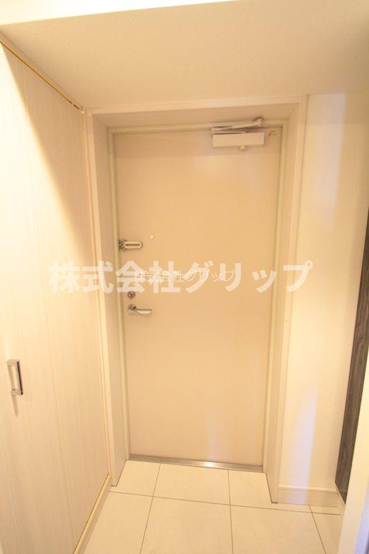 グランド・ガーラ横濱元町の玄関