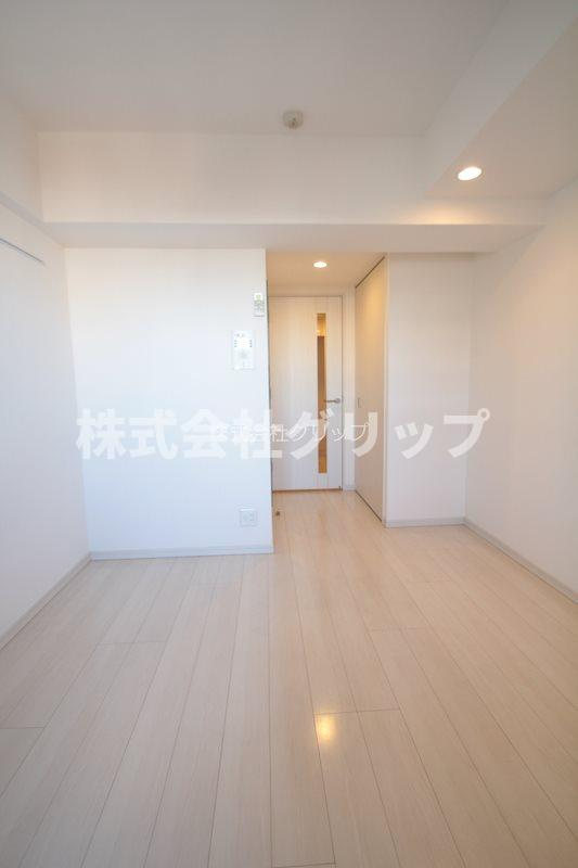 グランド・ガーラ横濱元町の居間・リビング