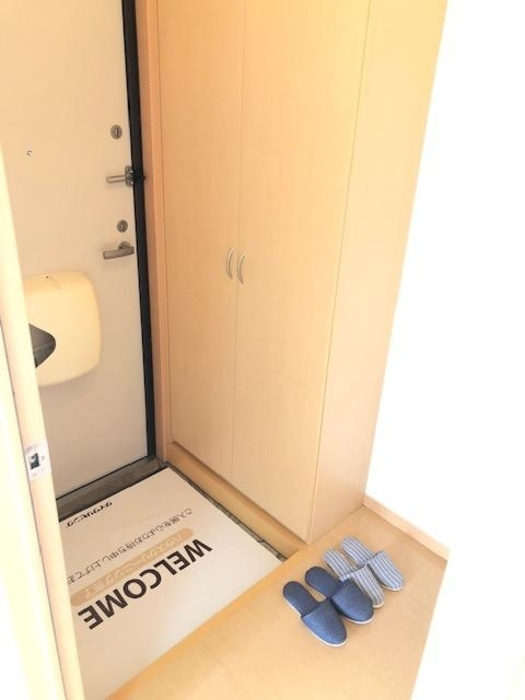 プレザント芳泉　Ｂの玄関