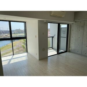 サクラノマド　塩原小学校区の居間・リビング|サクラノマド