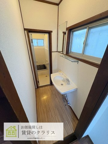 桂池尻町56-7貸家の洗面所