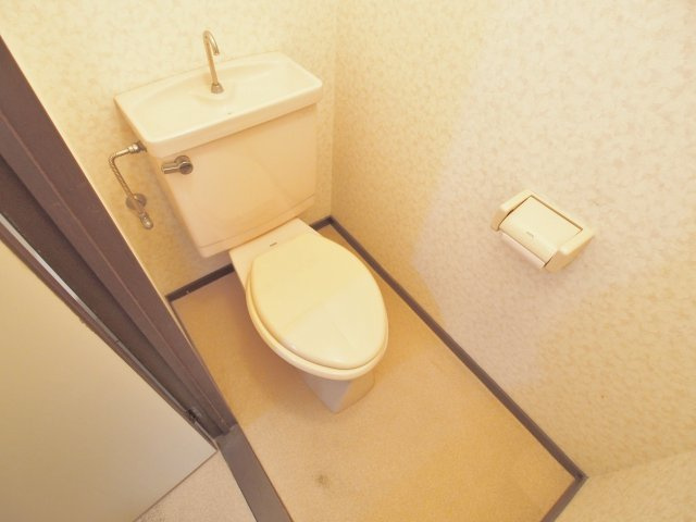 スカイハイツBのトイレ|※同じ間取りの別部屋のお写真です※