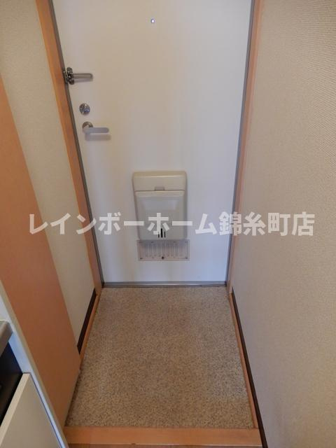 江戸川区松島４丁目のアパートの玄関