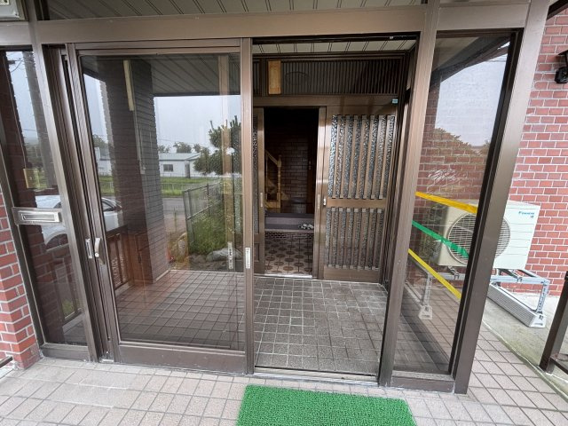 豊川町3-13-7借家のエントランス