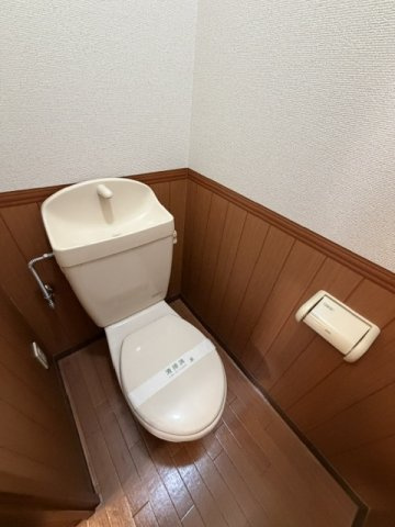 FULL　HOUSEのトイレ